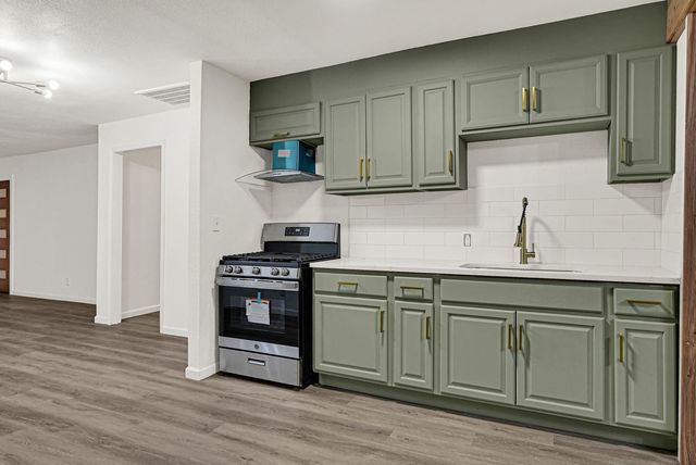 504 Pecan Drive, South Houston, TX 77587