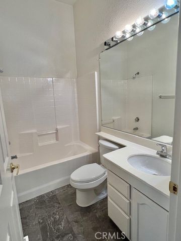 4040 Piedmont Drive 283, Highland, CA 92346