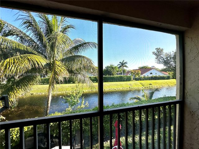 12262 Royal Palm Blvd B-8, Coral Springs, FL 33065