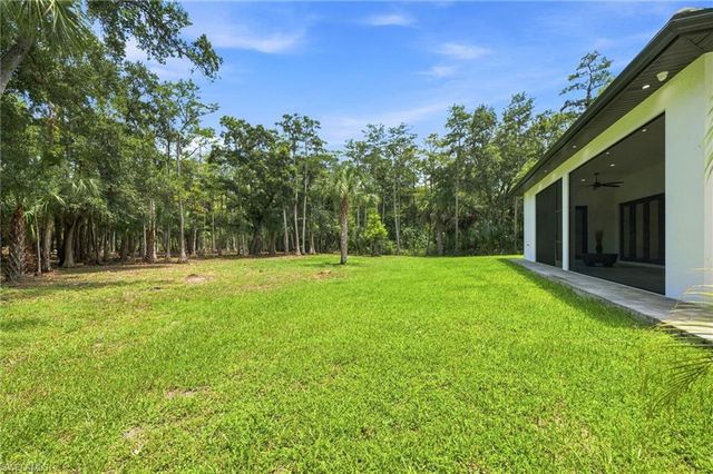 209 35th AVE NW, Naples, FL 34120
