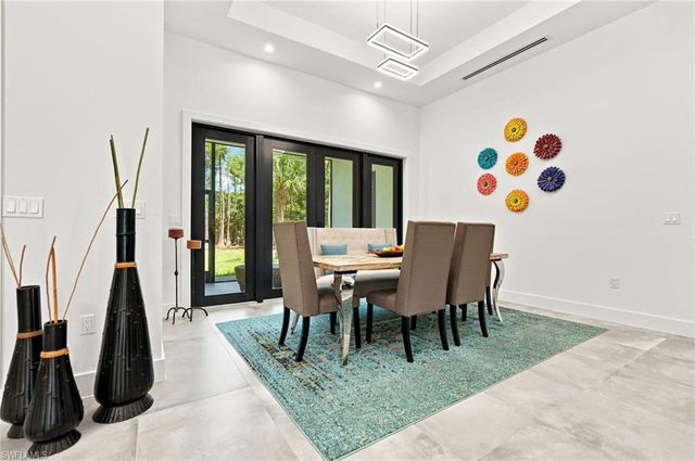 209 35th AVE NW, Naples, FL 34120