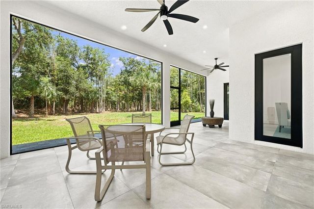 209 35th AVE NW, Naples, FL 34120
