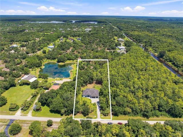 209 35th AVE NW, Naples, FL 34120