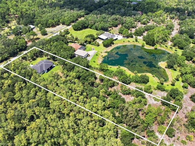 209 35th AVE NW, Naples, FL 34120