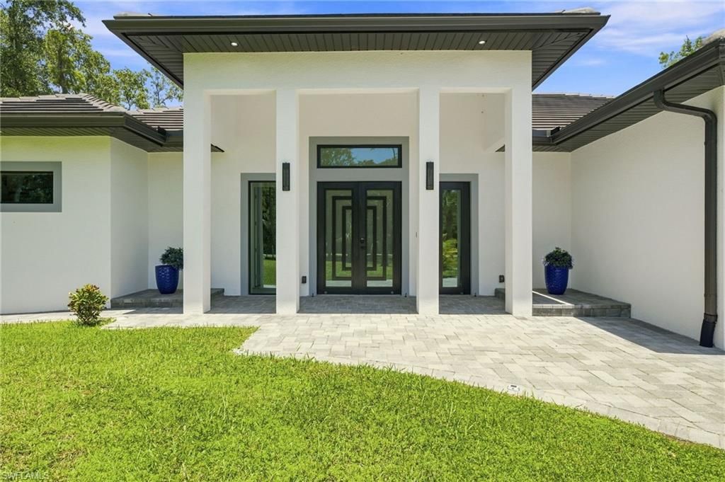 209 35th AVE NW, NAPLES, FL 34120 — photo 2