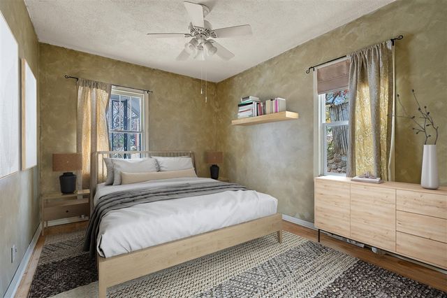 1120 W Maple St, Kalamazoo, MI 49008