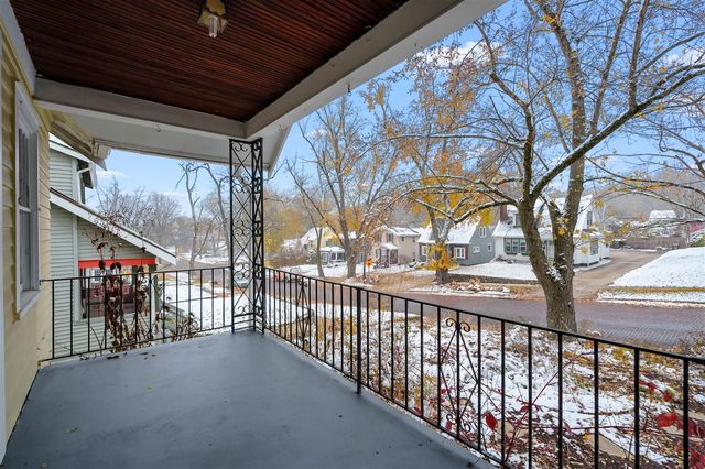 1120 W Maple St, Kalamazoo, MI 49008