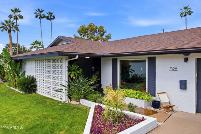 7528 N 6TH Place, Phoenix, AZ 85020