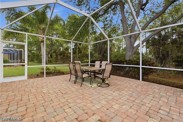 5778 Greenwood CIR, Naples, FL 34112