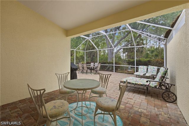 5778 Greenwood CIR, Naples, FL 34112