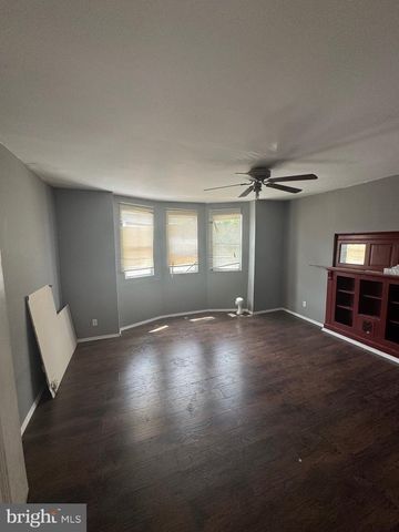 320 E LORRAINE AVE, Baltimore, MD 21218