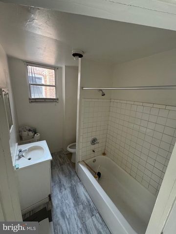 320 E LORRAINE AVE, Baltimore, MD 21218