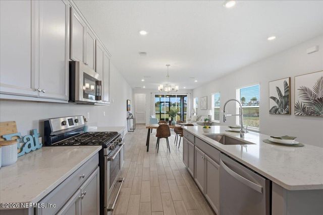 72 CLIFTON BAY Loop, St. Johns, FL 32259