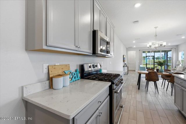 72 CLIFTON BAY Loop, St. Johns, FL 32259