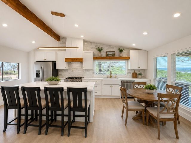 17210 West Beach RD A, Austin, TX 78734