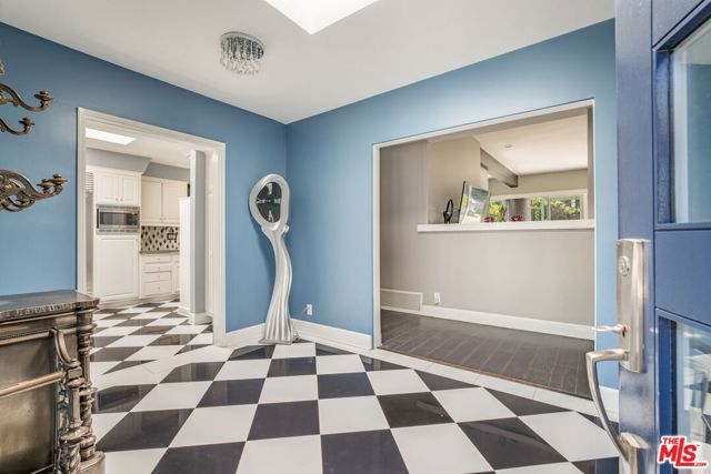 15514 High Knoll Road, Encino (los Angeles), CA 91436