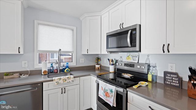 9905 MAGLEDT RD, Baltimore, MD 21234