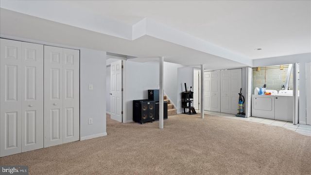 9905 MAGLEDT RD, Baltimore, MD 21234