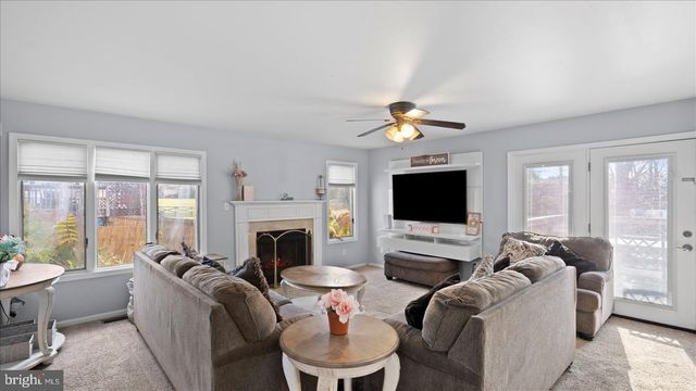 9905 MAGLEDT RD, Baltimore, MD 21234