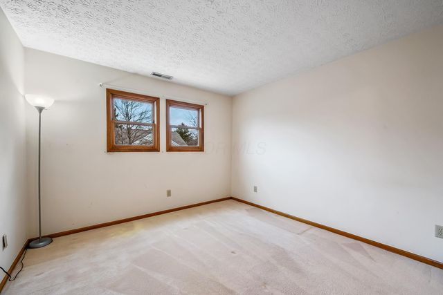 3741 Baybridge Lane, Dublin, OH 43016
