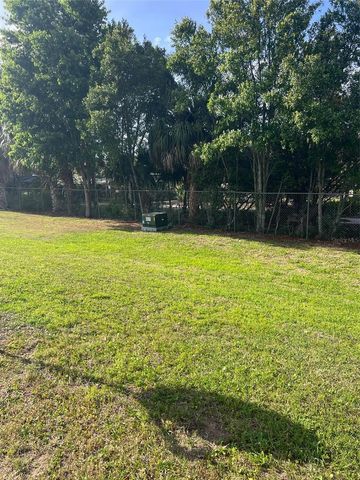 12449 ORANGEWOOD CIRCLE 17, Tavares, FL 32778