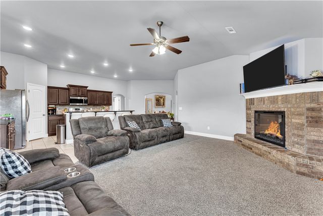 5901 Silas Street, Bentonville, AR 72713