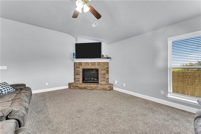 5901 Silas Street, Bentonville, AR 72713