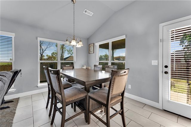 5901 Silas Street, Bentonville, AR 72713