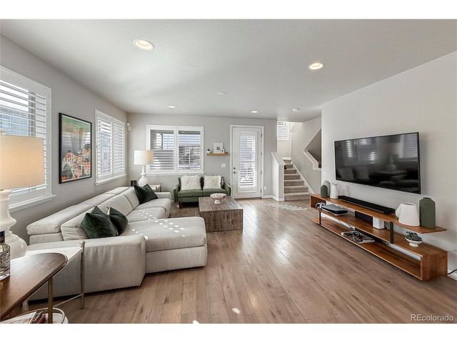 4140 E Warren Ave 6, Denver, CO 80222