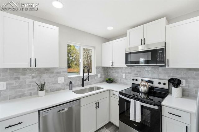 4430 Berryknoll Drive, Colorado Springs, CO 80916