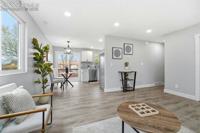 4430 Berryknoll Drive, Colorado Springs, CO 80916