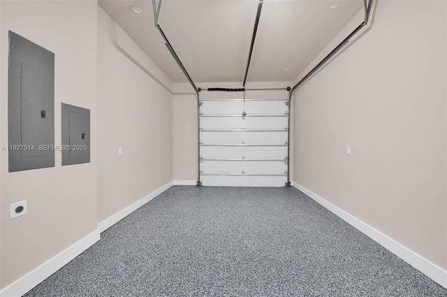 915 NE 17th Ter, Fort Lauderdale, FL 33304