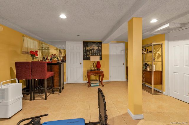 122-33 192nd Street, Springfield Gardens, NY 11413