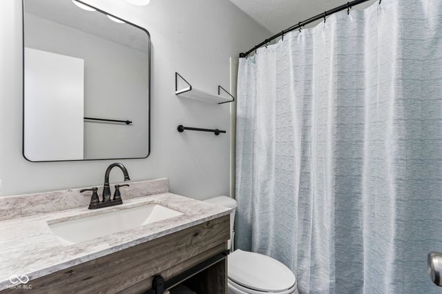 1200 Timber Creek Lane, Greenwood, IN 46142