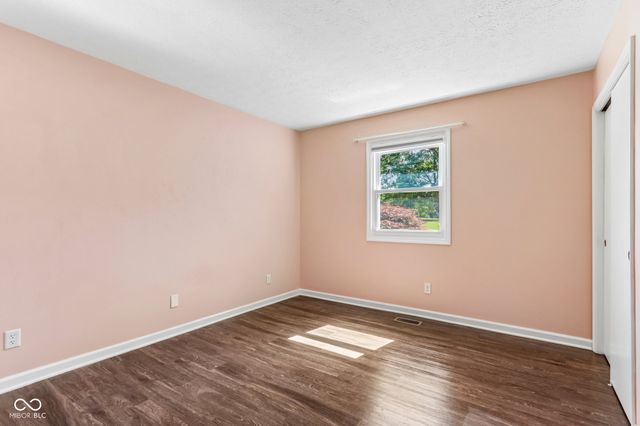 1200 Timber Creek Lane, Greenwood, IN 46142