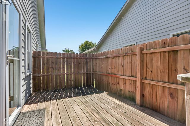 1200 Timber Creek Lane, Greenwood, IN 46142
