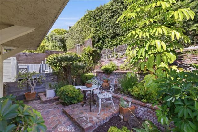1130 Del Mar Avenue, Laguna Beach, CA 92651