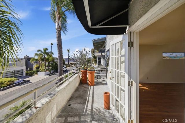 1130 Del Mar Avenue, Laguna Beach, CA 92651