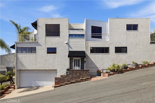 1130 Del Mar Avenue, Laguna Beach, CA 92651