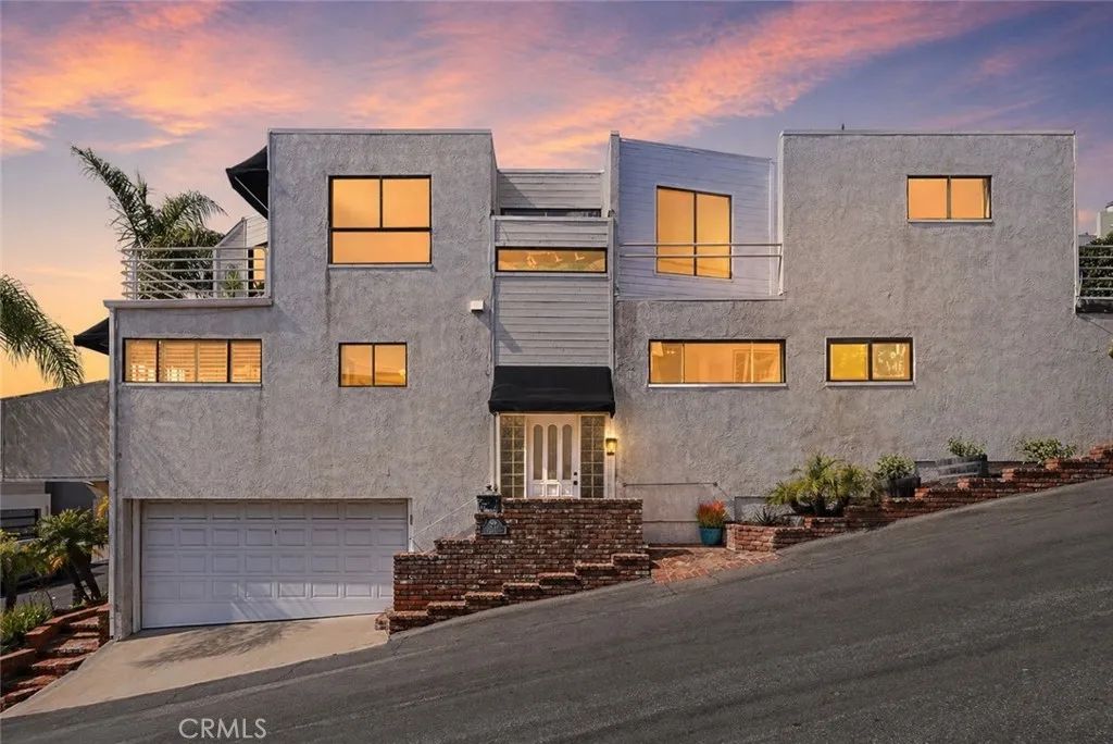 1130 Del Mar Avenue, Laguna Beach, CA 92651