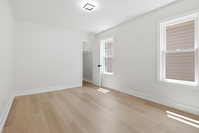 3250 N Olcott Avenue, Chicago, IL 60634