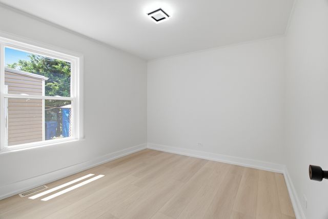 3250 N Olcott Avenue, Chicago, IL 60634