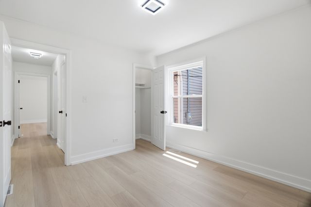 3250 N Olcott Avenue, Chicago, IL 60634