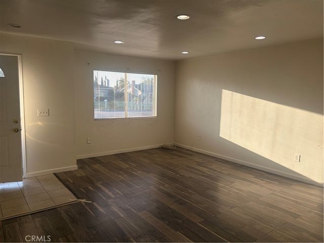 8636 Tamarind, Fontana, CA 92335