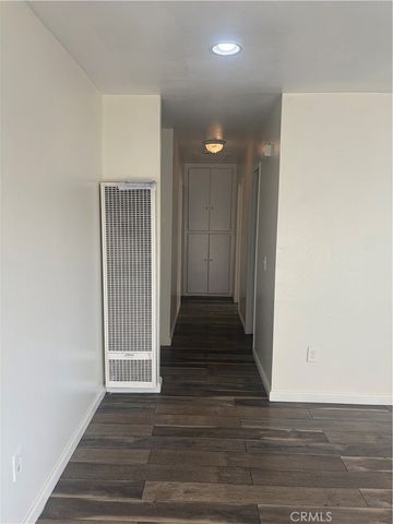 8636 Tamarind, Fontana, CA 92335