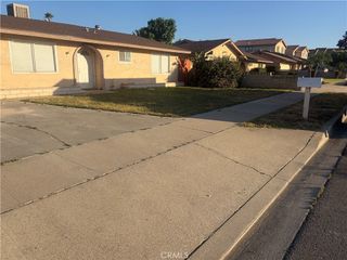8636 Tamarind, Fontana, CA 92335