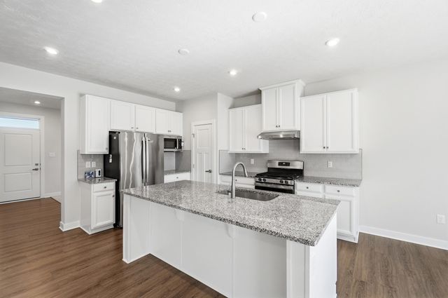 414 Sydney Drive 414 Sydney Drive, Tipp City, OH 45371