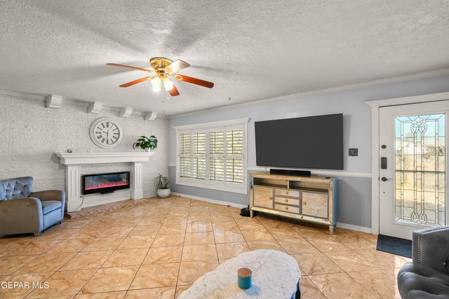 3808 Johnson Avenue, El Paso, TX 79930