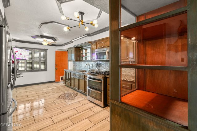 3808 Johnson Avenue, El Paso, TX 79930