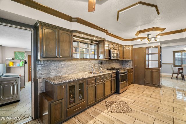 3808 Johnson Avenue, El Paso, TX 79930